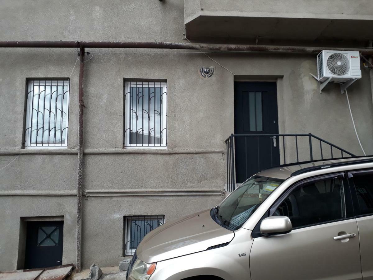 2 Bedroom Apartment In Chugureti Tbilisi Ngoại thất bức ảnh